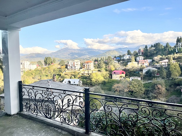 Kaufen Sie ein Hotel in Batumi mit Meerblick