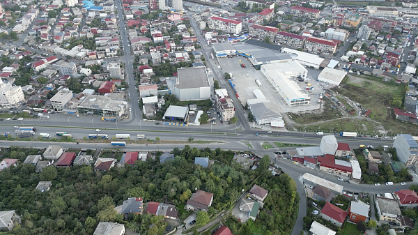 Kaufen Sie ein Grundstück in Batumi für Investitionen