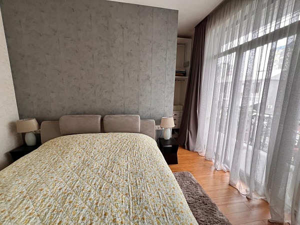 Spacious apartment in the old town, Batumi