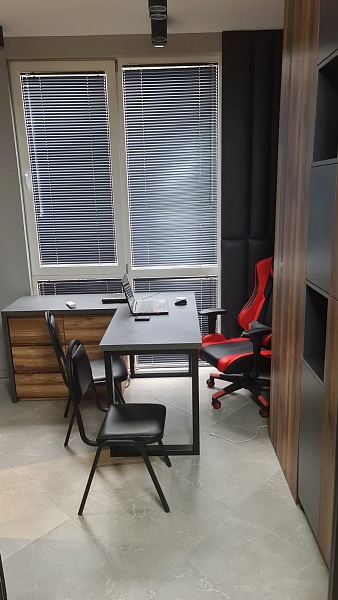 Office space on st. Angisa