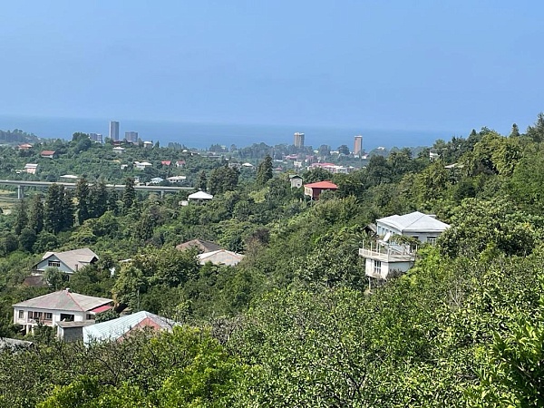 Großes Grundstück in Gorgadzeebi, Batumi